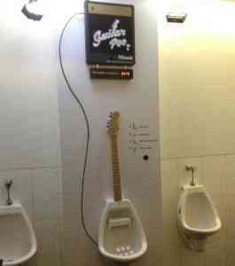 peeguitar 265x300