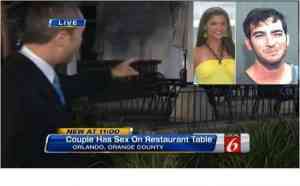 pareja sexo restaurant