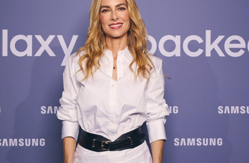 Nueva portada 7 Kira Miró, Isabel Jiménez, Rubén Cortada, Alejo Sauras y otros amigos de la marca han acompañado a Samsung en la presentación de la nueva serie Galaxy S26, que incorpora el móvil más discreto hasta la fecha