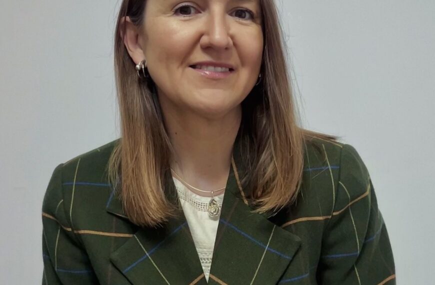 Sara Antuñano Asume la Presidencia de AUSAPE para el Periodo 2026-2027