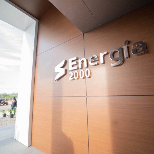Energía 2000 impulsa la transformación de Montecristi con una inversión privada de más de US$1.000 millones
