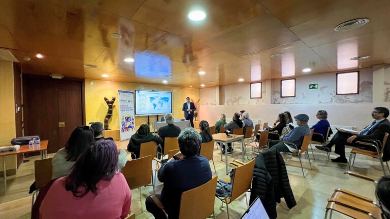 Nueva portada 13 Medio centenar de profesionales participan en una jornada sobre VeriFactu y digitalización de la facturación organizada por Acelera Pyme Guadalajara