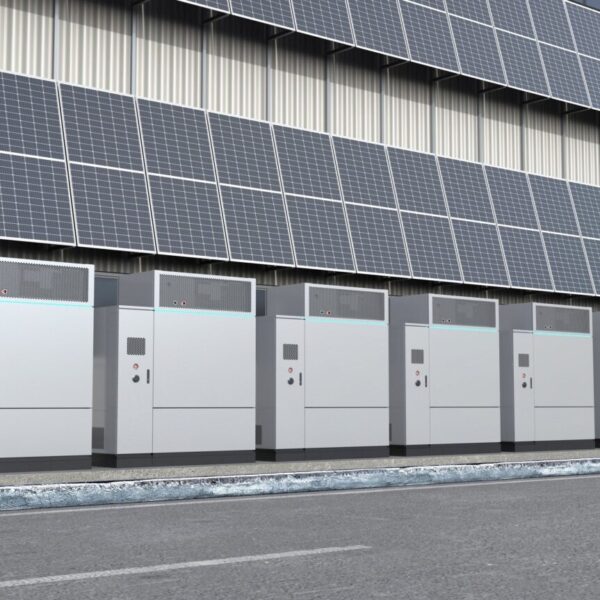 XCharge entra en el mercado de almacenamiento de energía con GridOne