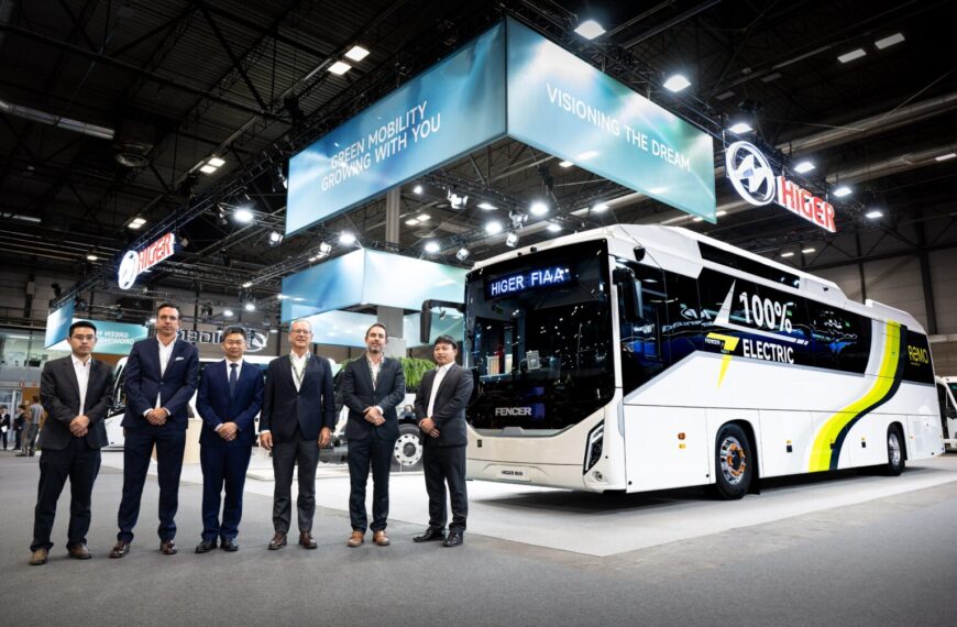 Nueva portada 7 REMO impulsa el autobús eléctrico ante el reto 2030